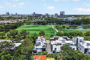 700 NE 14th Ave, Fort Lauderdale, FL 33304 - Photo 48