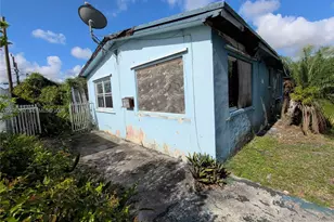 820 Curtiss Dr, Opa-Locka, FL 33054 - Photo 4