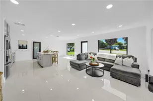 9265 Martinique Dr, Cutler Bay, FL 33189 - Photo 16