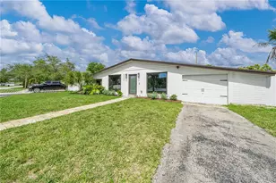 9265 Martinique Dr, Cutler Bay, FL 33189 - Photo 6