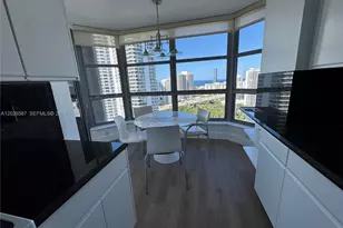 3530 Mystic Pointe Dr, Aventura, FL 33180 - Photo 16