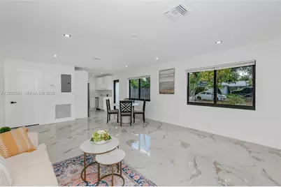 537 S 29th Ct, Hollywood, FL 33020 - Photo 4