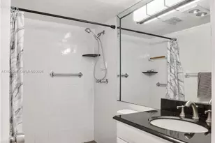 180 NE 12th Ave, Hallandale Beach, FL 33009 - Photo 10
