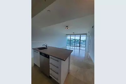 888 Biscayne Blvd #311, Miami, FL 33132 - Photo 2