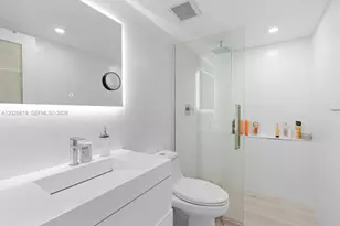 1500 Bay Rd, Miami Beach, FL 33139 - Photo 4