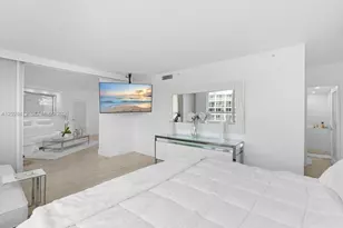 1500 Bay Rd, Miami Beach, FL 33139 - Photo 2