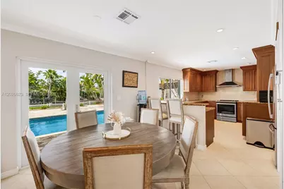 620 SE 11th St, Pompano Beach, FL 33060 - Photo 6
