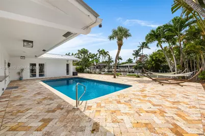 620 SE 11th St, Pompano Beach, FL 33060 - Photo 16