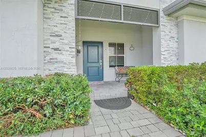 21460 SW 127th Pl, Miami, FL 33177 - Photo 2