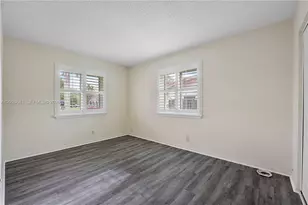 8765 SW 53rd St, Cooper City, FL 33328 - Photo 18