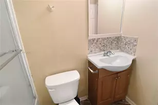 2235 NW 59th Wy, Lauderhill, FL 33313 - Photo 14