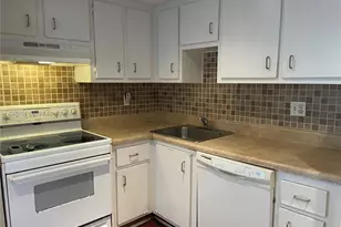 4174 Inverrary Dr, Lauderhill, FL 33319 - Photo 12