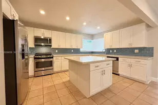 206 SE 3rd Pl, Dania Beach, FL 33004 - Photo 14