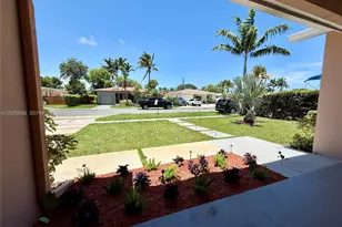 206 SE 3rd Pl, Dania Beach, FL 33004 - Photo 36