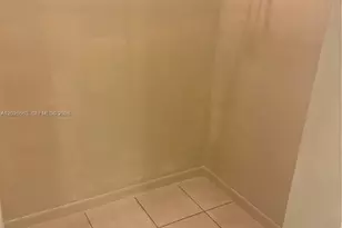 100 Ashbury Rd, Hollywood, FL 33024 - Photo 8