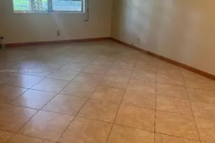 100 Ashbury Rd, Hollywood, FL 33024 - Photo 6