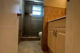 1100 NE 1st Ct, Hallandale Beach, FL 33009 - Photo 6