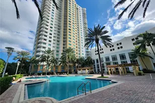 1745 E Hallandale Beach Blvd, Hallandale Beach, FL 33009 - Photo 8