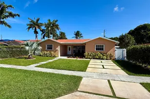 206 SE 3rd Pl, Dania Beach, FL 33004 - Photo 8
