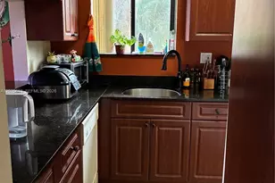 2828 NW 80th Ave, Sunrise, FL 33322 - Photo 10