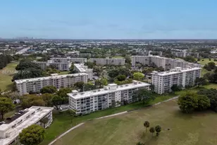 2651 S Course Dr, Pompano Beach, FL 33069 - Photo 34