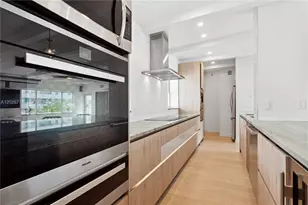 325 Ocean Dr, Miami Beach, FL 33139 - Photo 6