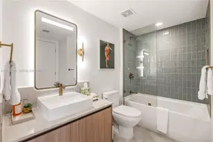 159 NE 6th St, Miami, FL 33132 - Photo 18