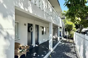 42 SW 14th St, Dania Beach, FL 33004 - Photo 2