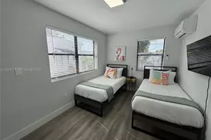 584 NW 30th St, Miami, FL 33127 - Photo 4