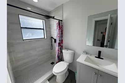 584 NW 30th St #3, Miami, FL 33127 - Photo 6