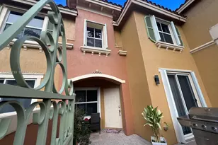 943 SW 143rd Terrace, Pembroke Pines, FL 33027 - Photo 1