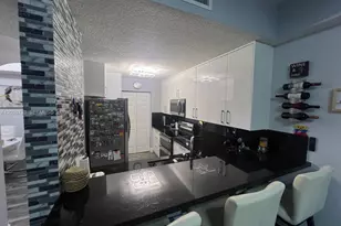 943 SW 143rd Terrace, Pembroke Pines, FL 33027 - Photo 14