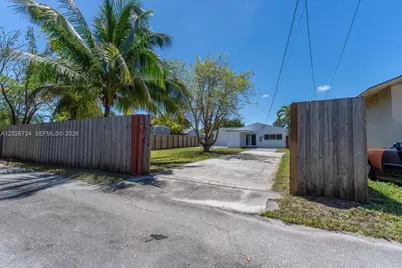 266 SW 6th St, Dania Beach, FL 33004 - Photo 34