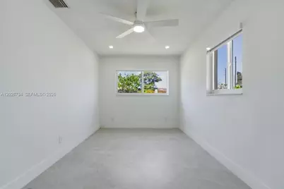 266 SW 6th St, Dania Beach, FL 33004 - Photo 16
