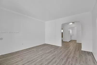 1135 Euclid Ave #202, Miami Beach, FL 33139 - Photo 6