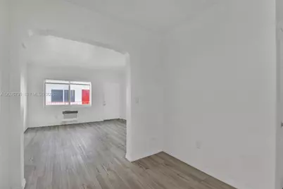 1135 Euclid Ave #202, Miami Beach, FL 33139 - Photo 4