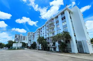 16465 NE 22nd Ave, North Miami Beach, FL 33160 - Photo 20