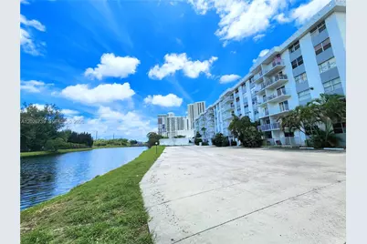 16465 NE 22nd Ave #610, North Miami Beach, FL 33160 - Photo 22