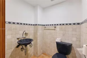 6801 Indian Creek Dr, Miami Beach, FL 33141 - Photo 16