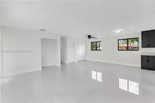 11373 SW 227th Terrace, Miami, FL 33170 - Photo 10