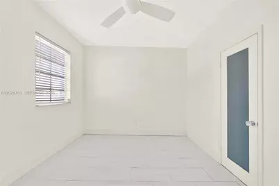 610 8th St #102R, Miami Beach, FL 33139 - Photo 22