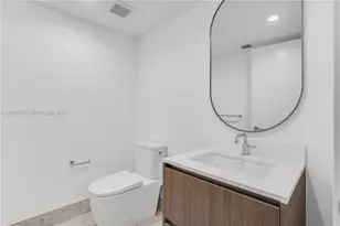 9221 E Bay Harbor Dr, Bay Harbor Islands, FL 33154 - Photo 18