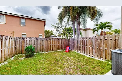 11866 SW 152nd Pl, Miami, FL 33196 - Photo 38