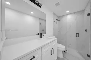 4984 Fairway Ct, Lehigh Acres, FL 33171 - Photo 10