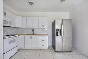 821 NW 36th Ave, Miami, FL 33125 - Photo 34