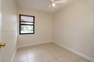 5103 SW 138th Ave Cir, Miami, FL 33175 - Photo 10