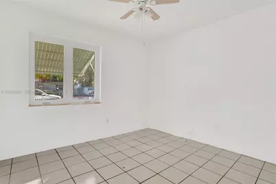 5985 SW 41st St #Front, Miami, FL 33155 - Photo 12