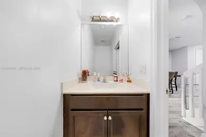 9381 W 33rd Ln, Hialeah, FL 33018 - Photo 6