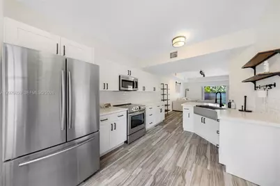 8942 W Flagler St #3, Miami, FL 33174 - Photo 4