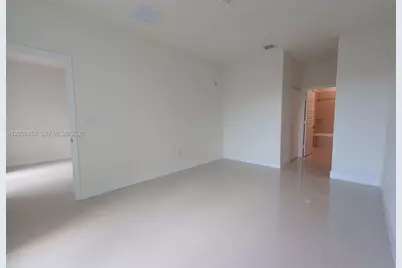 4745 NW 84th Ct #47, Doral, FL 33166 - Photo 12